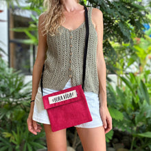 Cargar imagen en el visor de la galería, Camila liso, cartera pequeña