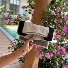 Cargar imagen en el visor de la galería, Bolso Celina, impermeable