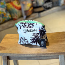 Cargar imagen en el visor de la galería, Cahuita, cosmetiquera