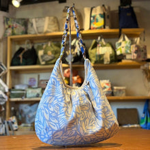 Cargar imagen en el visor de la galería, Bolso Papaya, impermeable