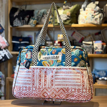 Load image into Gallery viewer, Travel, weekender bag