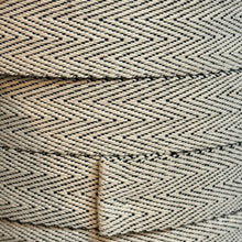 Cargar imagen en el visor de la galería, Cartera Penca estampada