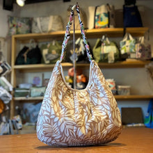 Cargar imagen en el visor de la galería, Bolso Papaya, impermeable