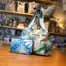 Load image into Gallery viewer, Maia, waterproof bag