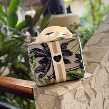 Load image into Gallery viewer, Olivia Makeup bag, waterproof