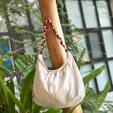 Cargar imagen en el visor de la galería, Bolso Papaya, impermeable