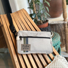 Cargar imagen en el visor de la galería, Belt bag OLAHOU, impermeable