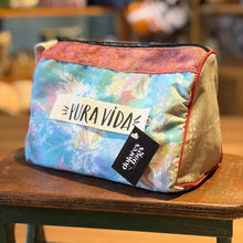 Load image into Gallery viewer, Salva, Cosmetic Bag