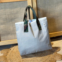 Cargar imagen en el visor de la galería, Tote Flora