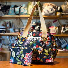 Cargar imagen en el visor de la galería, Maia, bolso impermeable