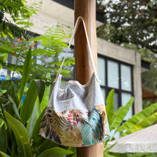 Load image into Gallery viewer, Rufina, waterproof