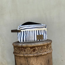 Load image into Gallery viewer, FELIX, shaving bag