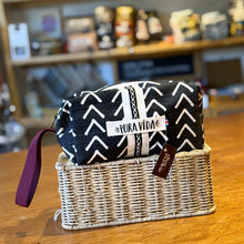 Cargar imagen en el visor de la galería, Indi, cosmetiquera impermeable