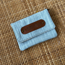 Cargar imagen en el visor de la galería, Tarjetero Pura Vida