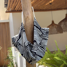 Load image into Gallery viewer, XL bag