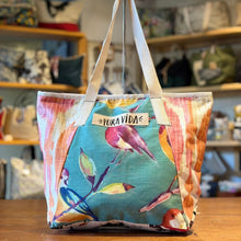 Cargar imagen en el visor de la galería, Roxy Bag, impermeable