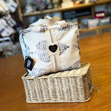 Load image into Gallery viewer, Olivia Makeup bag, waterproof