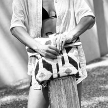 Cargar imagen en el visor de la galería, Mochila Irazú, impermeable