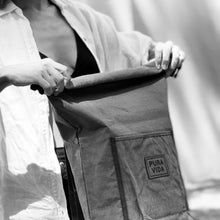 Cargar imagen en el visor de la galería, MOCHILA ARENAL, impermeable