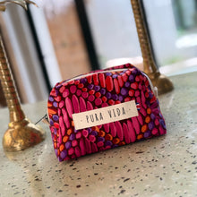 Cargar imagen en el visor de la galería, Indi MINI, cosmetiquera impermeable