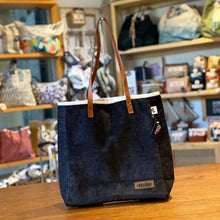 Cargar imagen en el visor de la galería, TOTE BRUNA