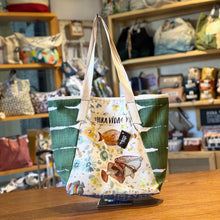 Cargar imagen en el visor de la galería, Roxy Bag, impermeable