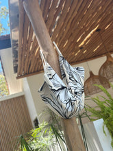 Cargar imagen en el visor de la galería, Bolso X.L.