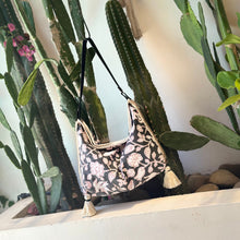 Load image into Gallery viewer, Ameli small set, waterproof