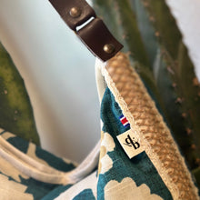 Load image into Gallery viewer, Ameli small set, waterproof