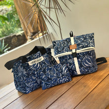 Cargar imagen en el visor de la galería, Mochila Irazú, impermeable