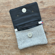 Cargar imagen en el visor de la galería, Tarjetero Pura Vida