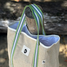 Cargar imagen en el visor de la galería, Dalia, tote impermeable