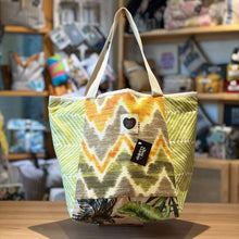 Load image into Gallery viewer, VICTORIA, waterproof tote bag