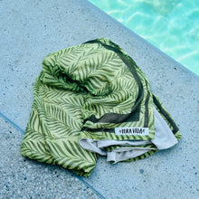 Load image into Gallery viewer, BEACH MAT