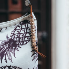Load image into Gallery viewer, Printed Penca Bag
