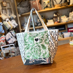 Victoria, tote impermeable
