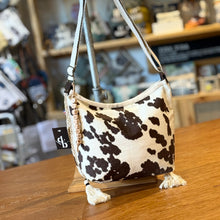 Cargar imagen en el visor de la galería, Cartera Penca estampada
