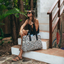 Cargar imagen en el visor de la galería, Valeria, bolso de viaje
