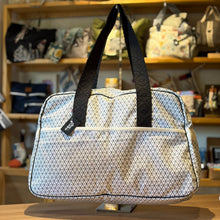 Load image into Gallery viewer, Valeria, travel bag

