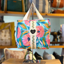Load image into Gallery viewer, Olivia Makeup bag, waterproof
