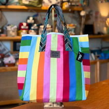 Load image into Gallery viewer, Flora Tote bag
