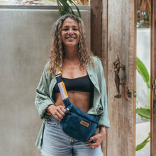 Load image into Gallery viewer, Belen, plain belt bag
