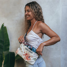 Load image into Gallery viewer, Buenos Aires, Belt Bag
