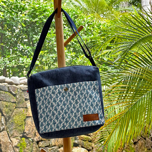 Cosmo crossbody, waterproof