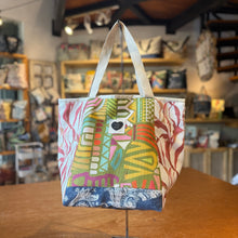 Cargar imagen en el visor de la galería, Victoria, tote impermeable

