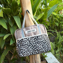 Cargar imagen en el visor de la galería, Bolso Jeny, equipaje de mano
