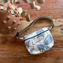 Load image into Gallery viewer, Belen, printed belt bag
