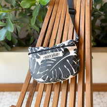 Load image into Gallery viewer, Belen, printed belt bag
