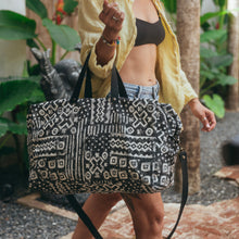 Load image into Gallery viewer, Maia, waterproof bag
