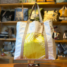 Cargar imagen en el visor de la galería, TOTE CLEMENTINA
